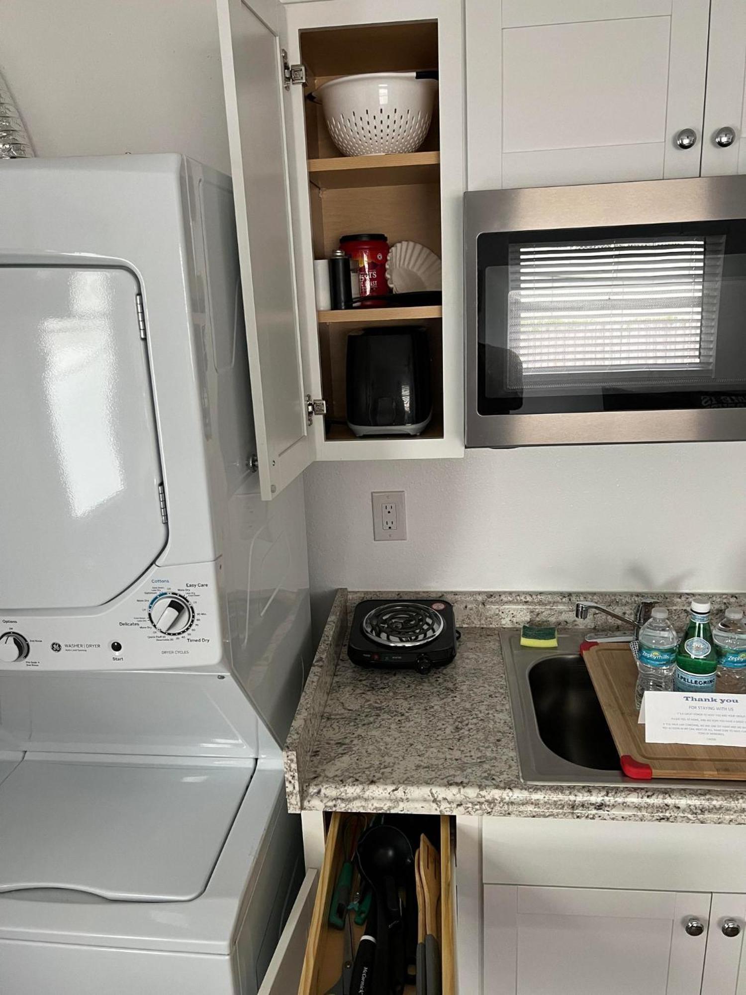 Cozy Private Studio W/Own Yard - 3Mi From Beach Seminole Exterior photo